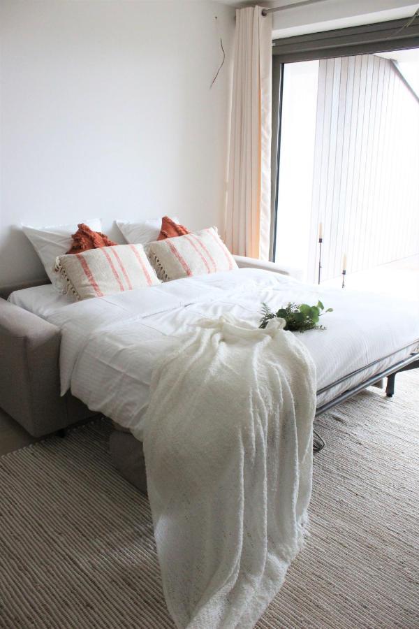 Crystal Residences - Luxurious Seaside Apartments أوستيند المظهر الخارجي الصورة