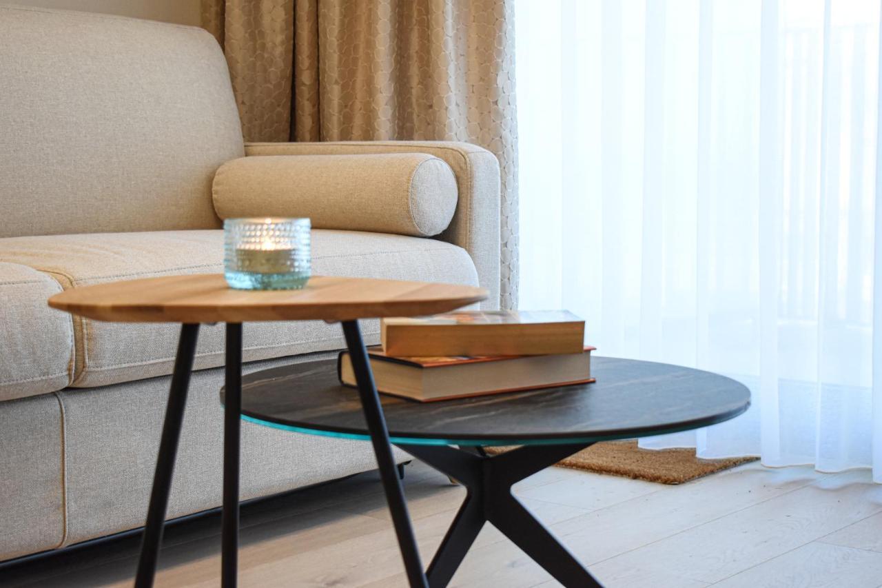 Crystal Residences - Luxurious Seaside Apartments أوستيند المظهر الخارجي الصورة